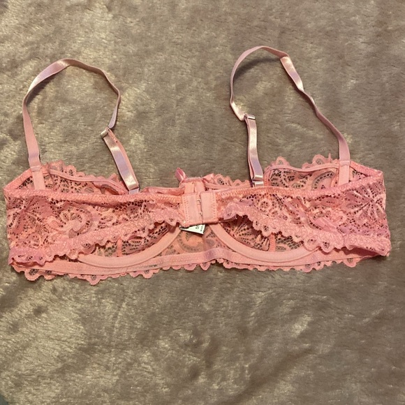 Brand new bra and pantie set - Picture 5 of 5